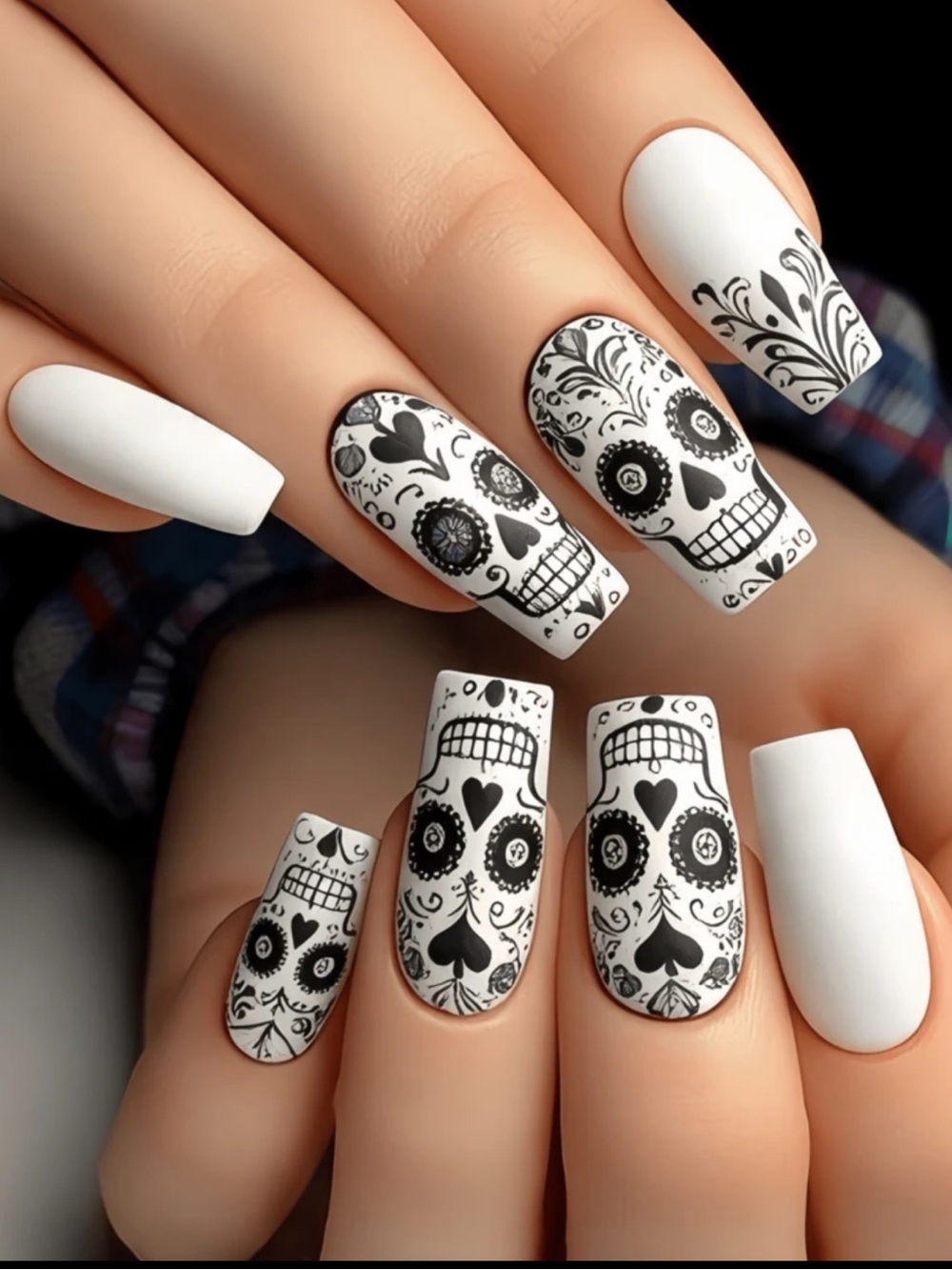 White & Black Sugar Skull Press On Nail Set NEW 🏷️